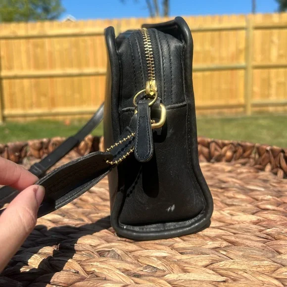 AUTH Vintage 1999 Coach Black Sutton 9814 - Picture 5 of 9